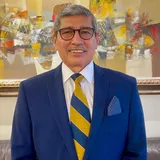 Retrato de Dr. Byron San Miguel